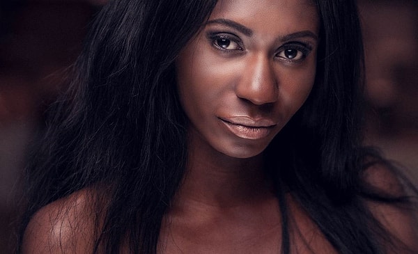 Многие интернет-пользователи полагают, что Сефоре дали первое место по политическим причинам, чтобы в очередной раз продемонстрировать европейскую толерантность.