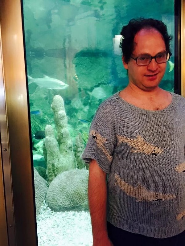 14. Аквариумный свитер.