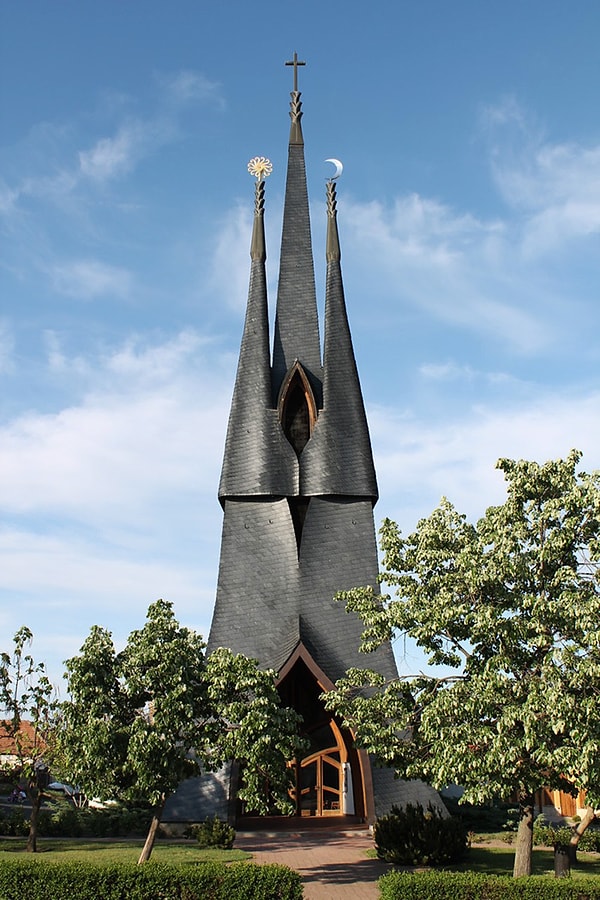 4. Католическая церковь, Венгрия