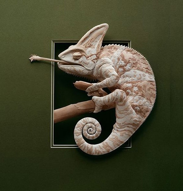 8. Любители классического искусства и оригами будут в восторге от творчества Николлса.