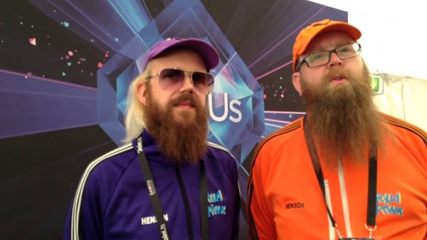 Чтобы вы правильно понимали, группа выпустила 8 альбомов, а в залах во время их концертов яблоку негде упасть!