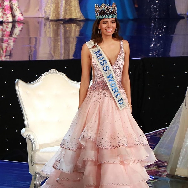 19. Пусть успех всегда сопутствует Стефани!