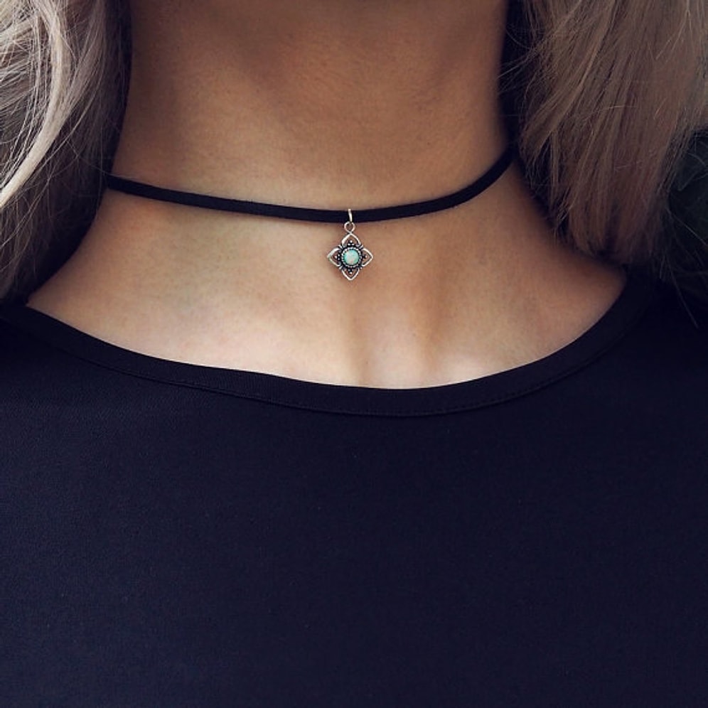 Обожаете стиль 90-х? Тогда вам придется по вкусу этот 21 чокер