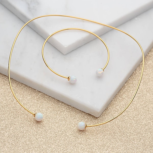 18. Опаловый чокер в паре с браслетом