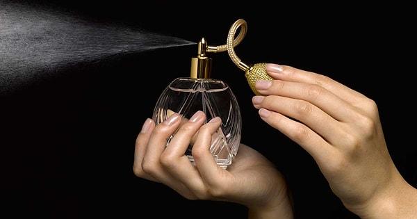 9. Çok fazla parfüm ya da kolonya kullanmak.