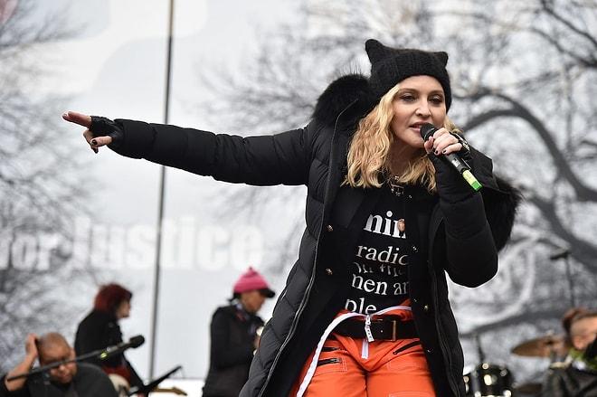 ‘Kız Kardeşlik Yürüyüşü’nde Yaptığı Konuşma Madonna'nın Başını CIA ile Belaya Soktu