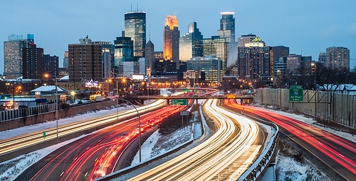 Ve Minneapolis, Paris ile aynı enlemde.