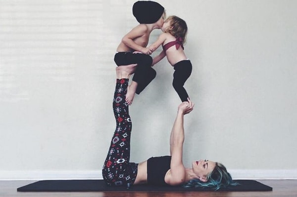 9. Чарити всегда осторожна со своими детьми. Она не будет делать элемент, пока не убедится, что ее малыши справятся с ним