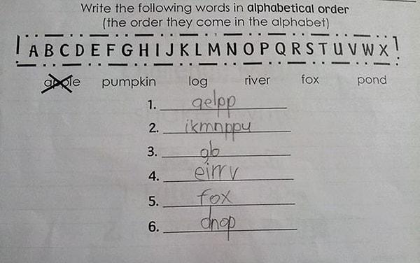 2. 6 yaşındaki minnoştan sözcükleri alfabetik sıraya göre yazması istenince o da yazmış: