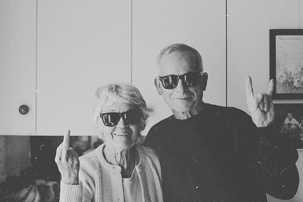 9. Если вы ищете правду, общайтесь с людьми старше 70 лет. Из 6 пожилых людей 5 говорят правду!