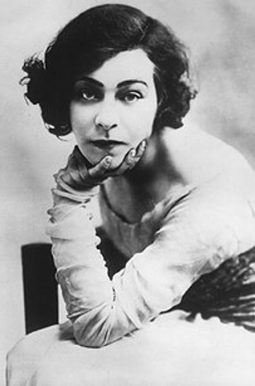 Alla Nazimova (1879–1945)