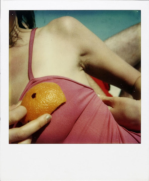 26 мая 1980г.: Джейми обожал фотографировать своих друзей.