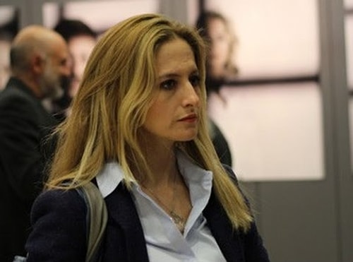 9. Ruhsar, Caroline, Savcı Esra