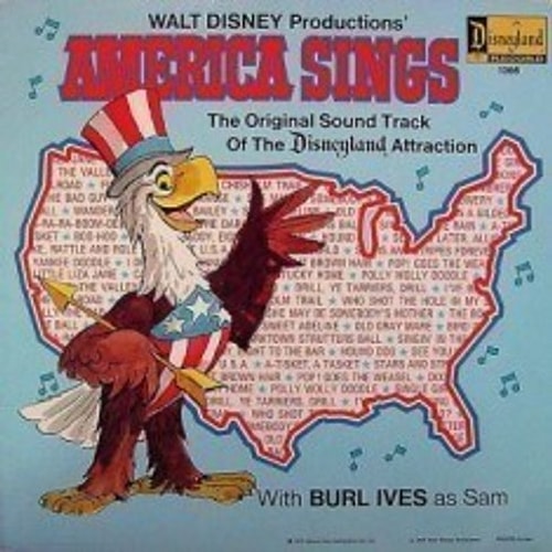 Disneyland'in 'America Sings' adlı sahnesinde bir çalışan duvarlar arasında sıkışarak can vermiş.