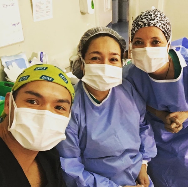 20. Поэтому мы становимся настоящей семьей с коллегами, из-за количества времени, проведенного вместе