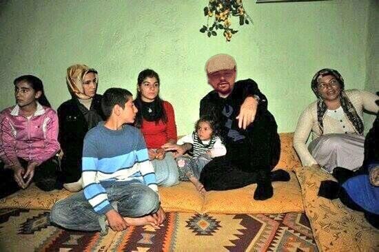 Nusret'te Emmi Gibi Takılan Leonardo DiCaprio'ya Photoshopçulardan 15 Komik Monte