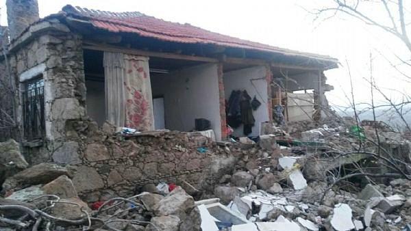 Depremler, Çanakkale dışında Muğla, Aydın, İzmir, Bursa ve Tekirdağ'da da hissedildi.