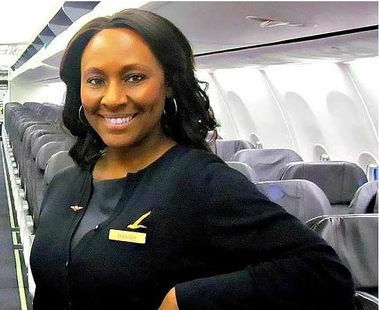 Tek Bir Detayı Fark Edip İnsan Tacirinin Elinden 15 Yaşındaki Kızı Kurtaran Kabin Memuru!