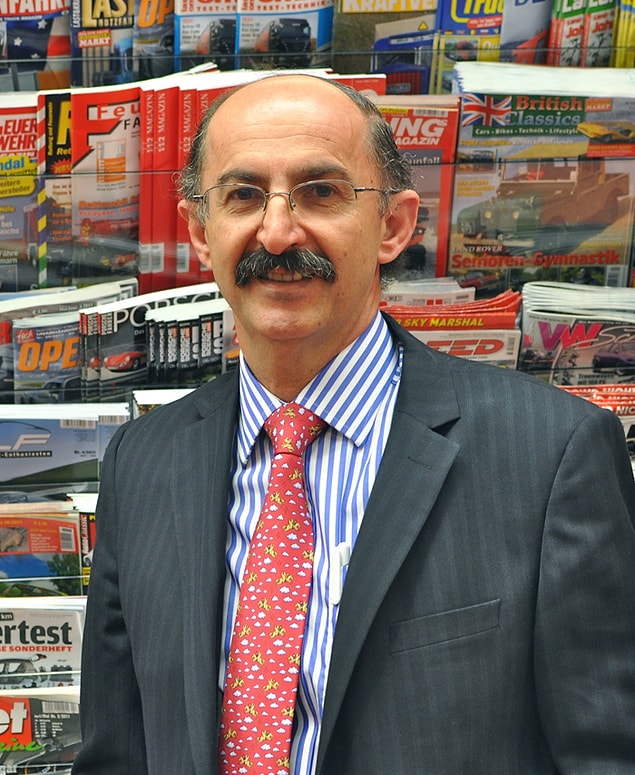 Sektörün ileri gelen analistlerinden Samir Husni ise "Derginin çıplaklıktan vazgeçmesinin hata olduğunu söylemiştim," diyor.