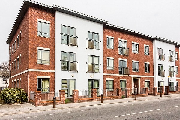 Надеемся, что эта квартира достанется достойному человеку, который сможет начать все сначала! Как хорошо, что мир не без добрых людей!