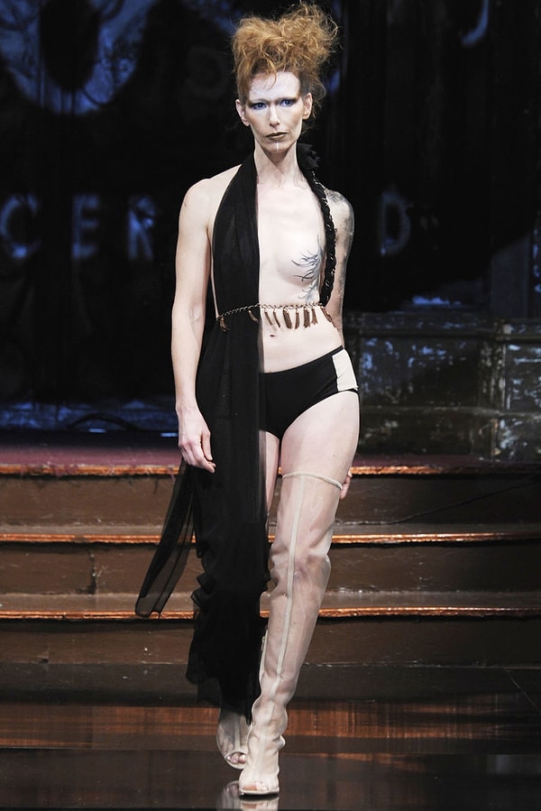 На Неделе моды в Нью-Йорке (США) прошел показ нижнего белья для женщин.