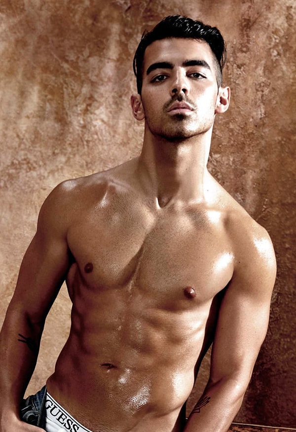 19. Джо Джонас