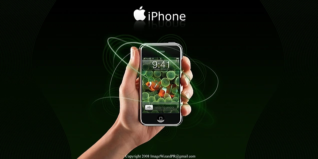 iPhone reklamlarının tümünde telefon ekranında gösterilan saat 9:41´dir. Bu saat, Steve Jobs´ın iPhone´u 2007 yılında basına ilk kez tanıttığı zamandır.
