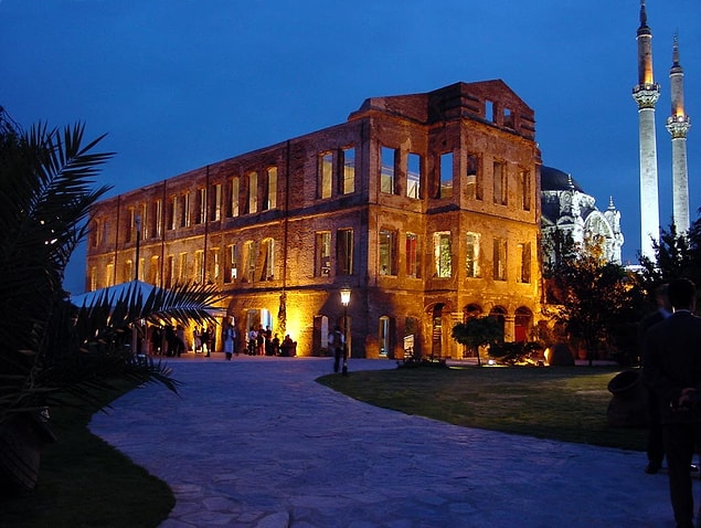 15. Esma Sultan neredeyse padişah oluyordu...