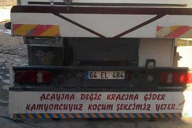 2. Neşeli bir giriş yapalım; bir kamyon arkası yazısı seç!