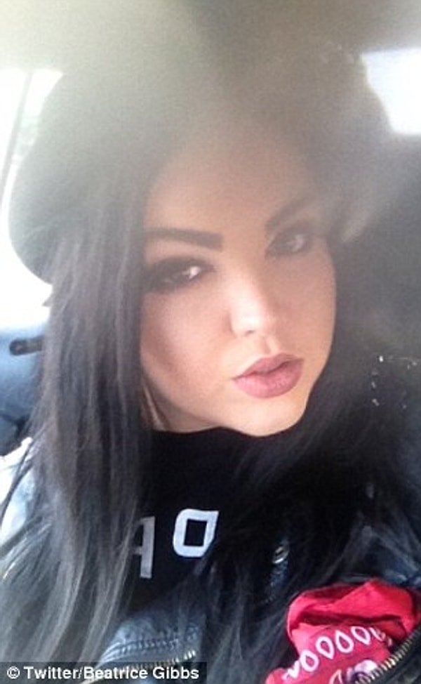 По словам Gillet, сначала он действительно страшно ревновал, но со временем понял, что такие отношения ему даже нравятся.