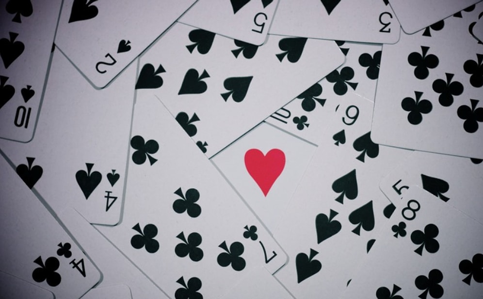 Bu İskambil Falı Evleneceğin ve Öleceğin Yılı Söylüyor!