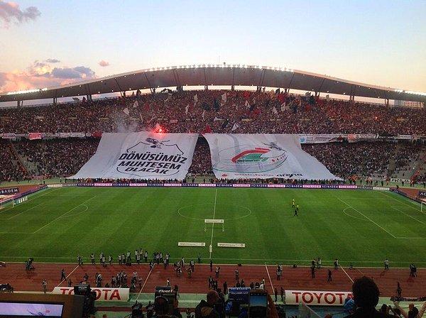 23. Seyirci rekorunun kırıldığı maç; 76.127 biletli seyircinin izlediği 22 Eylül 2013 tarihinde İstanbul Atatürk Olimpiyat Stadı'nda oynanan Beşiktaş - Galatasaray (1-2) maçıdır.