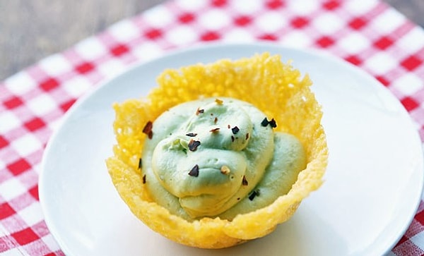 11. Сырные корзиночки с гуакамоле