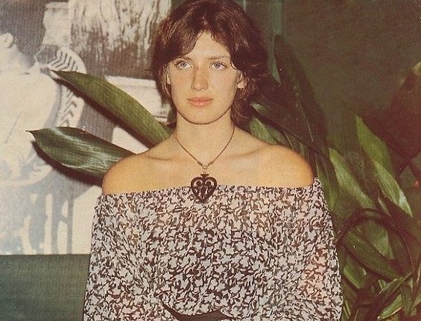 9. Вскоре после этого след девушки затерялся. Где она находится сейчас неизвестно, но Австралию Лилиана покинула. Вполне вероятно, что она обосновалась в Англии.