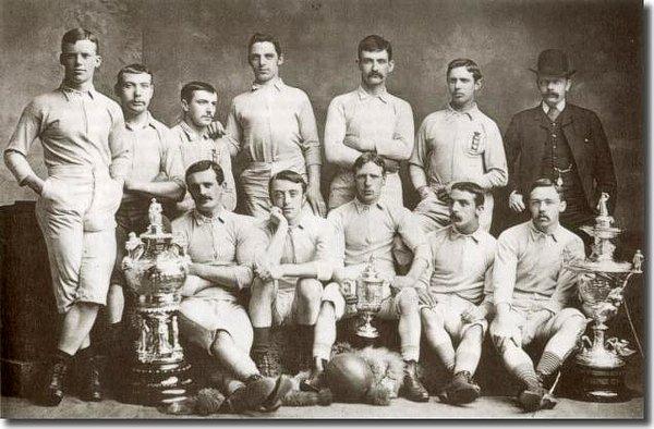 1871'de ilk futbol organizasyonu olan İngiltere Federasyon Kupası başladı.