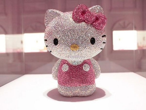11. Самая дорогая игрушка в мире — это Hello Kitty стоимостью $167000