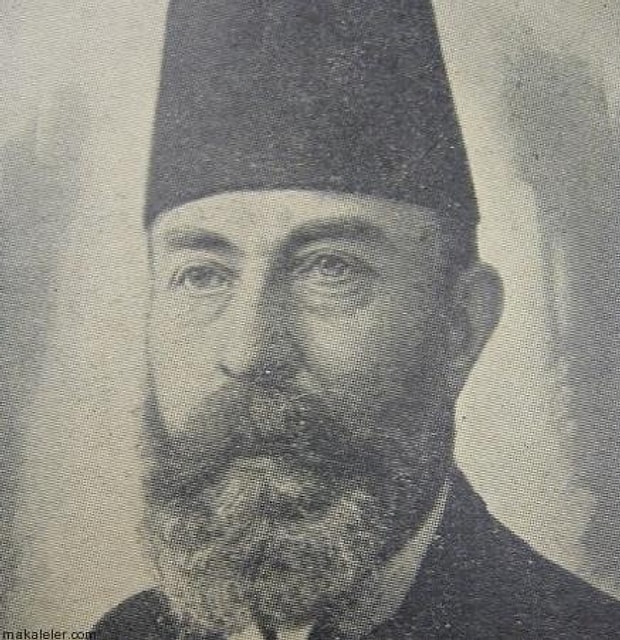 Recaizade Mahmut Ekrem