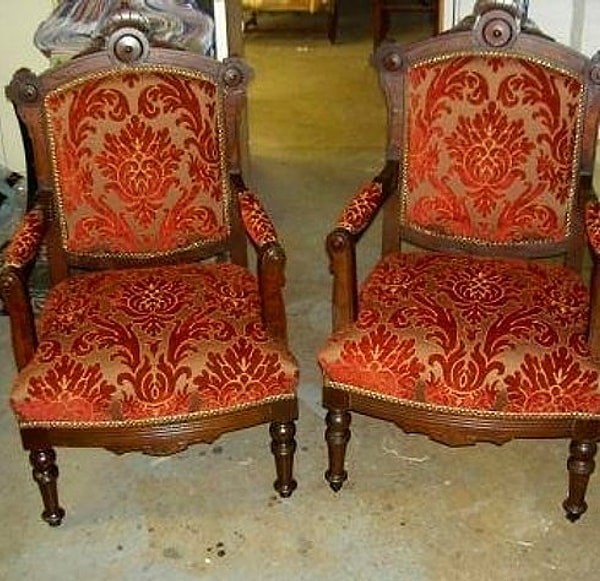 1. Билли Боб Торнтон боится антикварной мебели