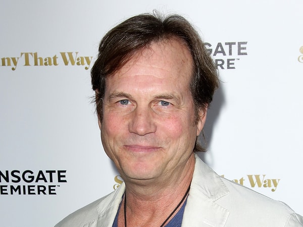 9. Дань памяти Пэкстона от имени его коллег прошел в воскресенье, и многие помнят его замечательным, великим человеком, внесшим неоценимый вклад в киноискусство.