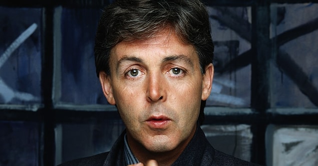 8. Cimrilik budur: Paul McCartney, eşinin doğum gününü kutlamak için verdiği bir partide, tüm içecekleri ücretli yaptı!
