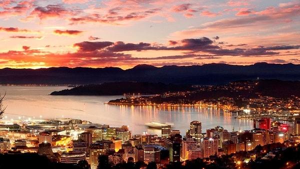 Bu kapsamda Wellington, dünyanın her yerinden tam 100 kişiyi işe almayı planlıyor.
