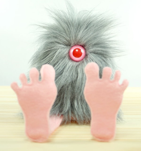 9. Если бы в глаз этому существу попала соринка, вы бы помогли ее вытащить?