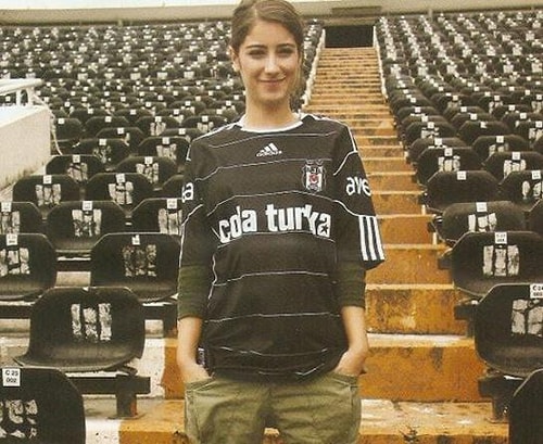 Hazal Kaya