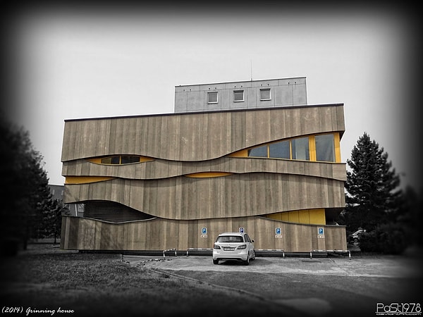 11. Похоже, у этой больницы проблемы с понедельниками