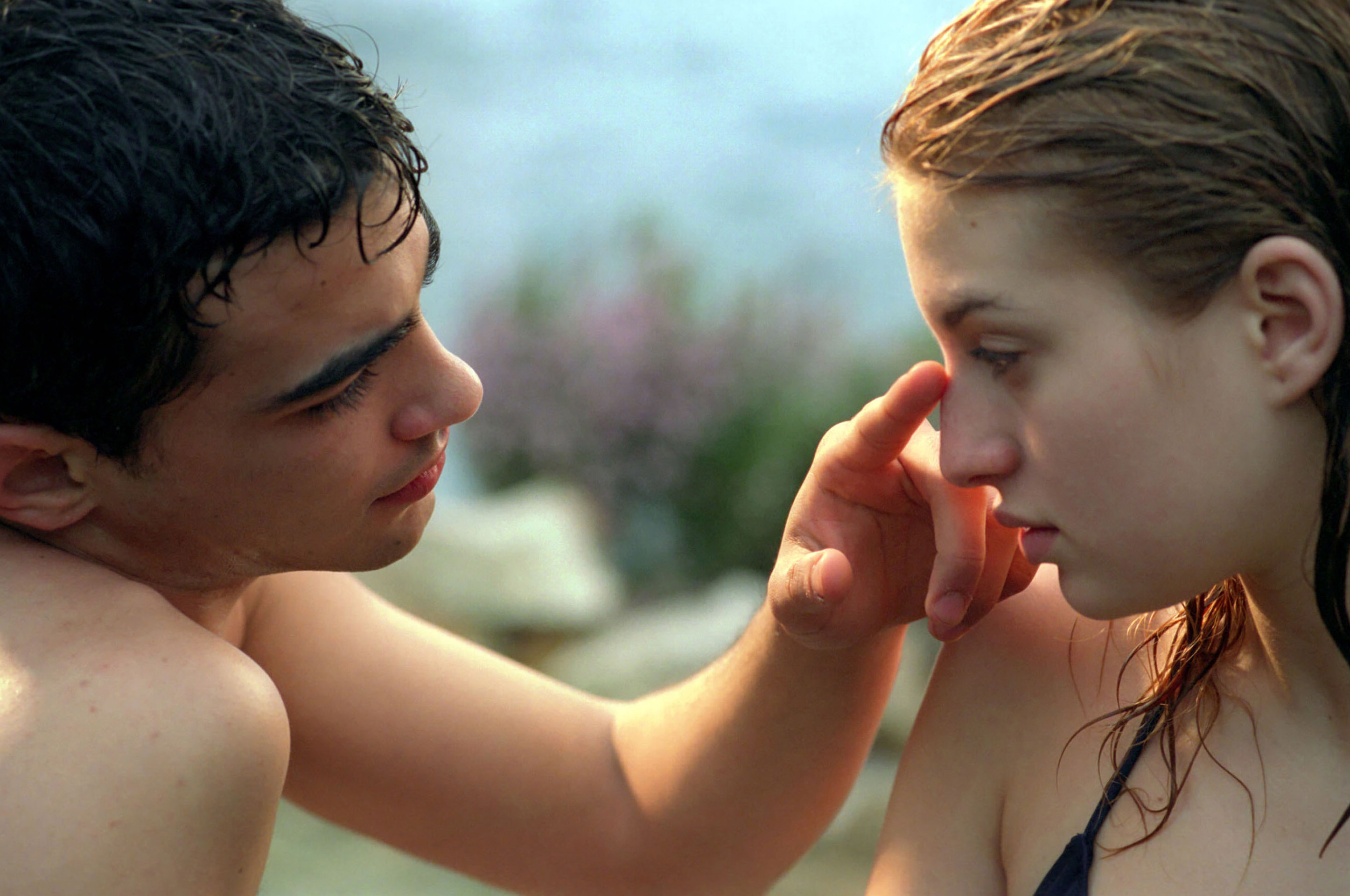 Free viewing of teen film, non hardcore sex