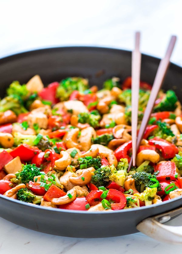 3. Курица по-тайски с кешью