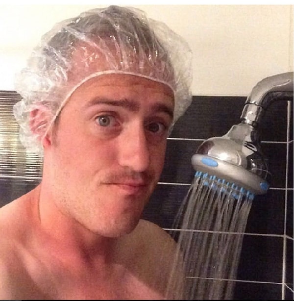 11. Даже в душе расслабиться не получится