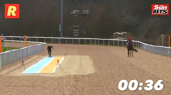 İngiliz Sprinter Dwain Chambers 100 Metrede Atla Yarıştı