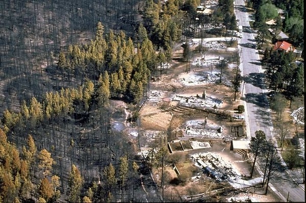 4. Лесной пожар в Серро Гранде (Нью-Мексико, США) (2000 год)