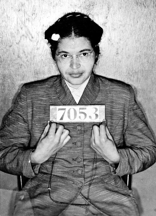 18. Rosa Parks, aktivist ve Amerikan vatandaşlık hakları ikonu.